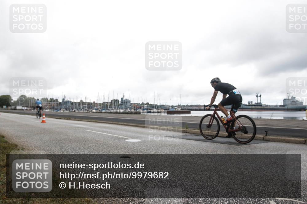 16.08.2026 - KN Förde Triathlon 2026 H.Heesch http://msf.ph/oto/9979682 16.08.2026 11:13:28 Radfahren 316, 363, 375 meine-sportfotos.de