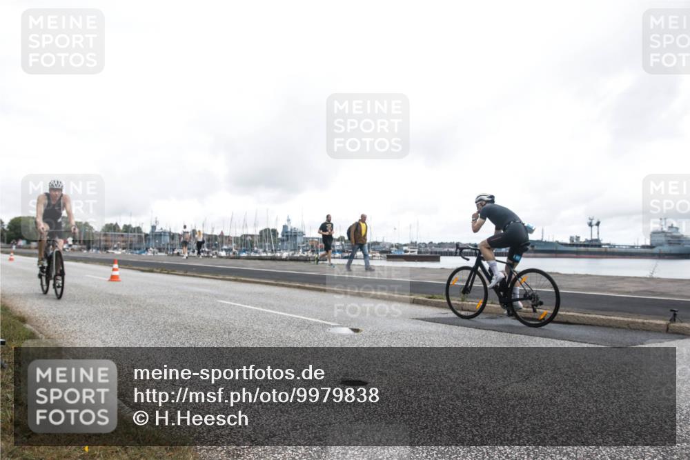 16.08.2026 - KN Förde Triathlon 2026 H.Heesch http://msf.ph/oto/9979838 16.08.2026 11:17:40 Radfahren 304, 308, 318, 355, 359, 383, 390 meine-sportfotos.de
