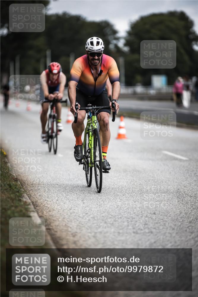 16.08.2026 - KN Förde Triathlon 2026 H.Heesch http://msf.ph/oto/9979872 16.08.2026 11:37:08 Radfahren 370, 402, 404, 415 meine-sportfotos.de