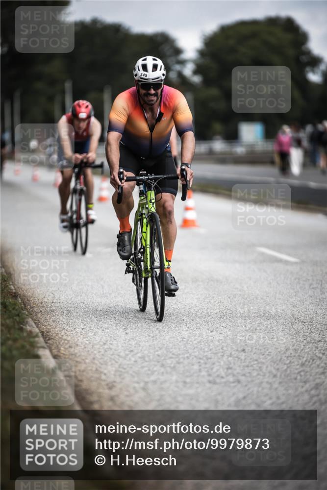 16.08.2026 - KN Förde Triathlon 2026 H.Heesch http://msf.ph/oto/9979873 16.08.2026 11:37:08 Radfahren 370, 402, 404, 415 meine-sportfotos.de