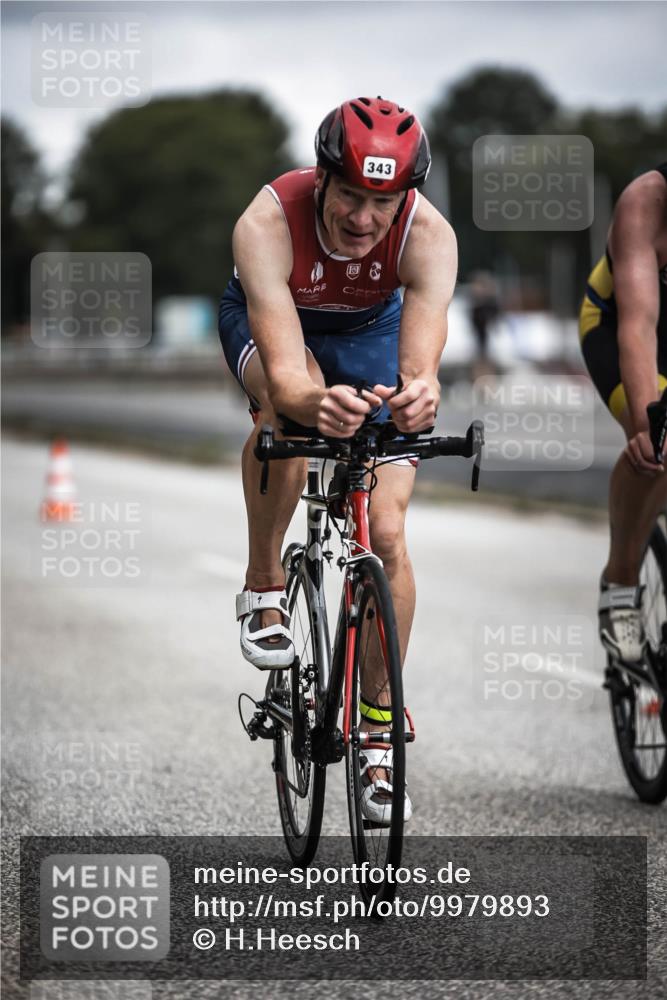 16.08.2026 - KN Förde Triathlon 2026 H.Heesch http://msf.ph/oto/9979893 16.08.2026 11:37:10 Radfahren 370, 402 meine-sportfotos.de