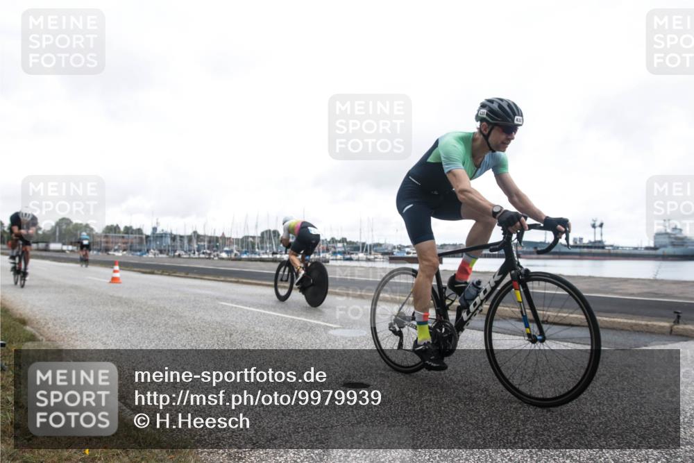 16.08.2026 - KN Förde Triathlon 2026 H.Heesch http://msf.ph/oto/9979939 16.08.2026 11:19:56 Radfahren 318, 321, 349, 369, 382, 383, 389, 417, 435 meine-sportfotos.de