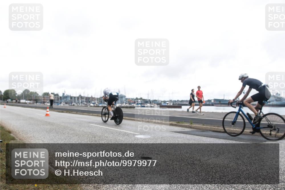 16.08.2026 - KN Förde Triathlon 2026 H.Heesch http://msf.ph/oto/9979977 16.08.2026 11:20:34 Radfahren 324, 337 meine-sportfotos.de