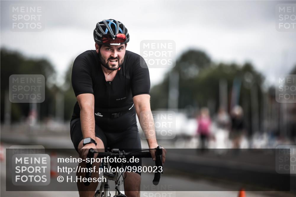 16.08.2026 - KN Förde Triathlon 2026 H.Heesch http://msf.ph/oto/9980023 16.08.2026 11:37:31 Radfahren 374 meine-sportfotos.de