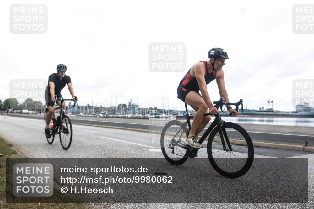 16.08.2026 - KN Förde Triathlon 2026 H.Heesch http://msf.ph/oto/9980062 16.08.2026 11:22:34 Radfahren 307, 325, 336, 368, 369, 408, 415 meine-sportfotos.de
