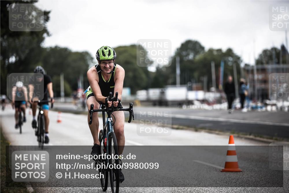 16.08.2026 - KN Förde Triathlon 2026 H.Heesch http://msf.ph/oto/9980099 16.08.2026 11:43:39 Radfahren 364 meine-sportfotos.de