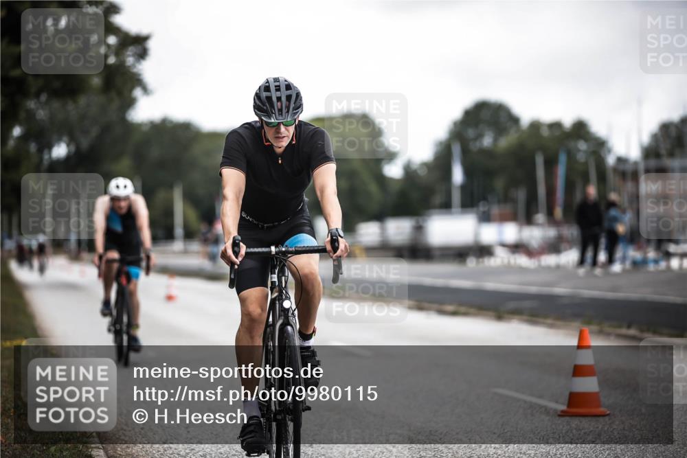 16.08.2026 - KN Förde Triathlon 2026 H.Heesch http://msf.ph/oto/9980115 16.08.2026 11:43:40 Radfahren 364 meine-sportfotos.de