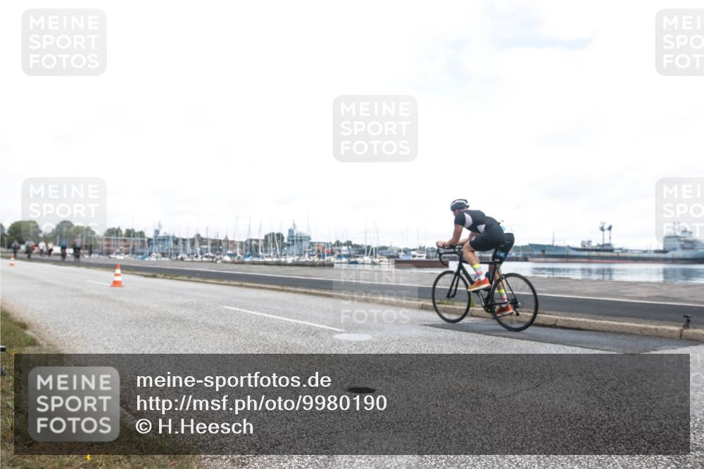 16.08.2026 - KN Förde Triathlon 2026 H.Heesch http://msf.ph/oto/9980190 16.08.2026 11:25:46 Radfahren 402, 802 meine-sportfotos.de