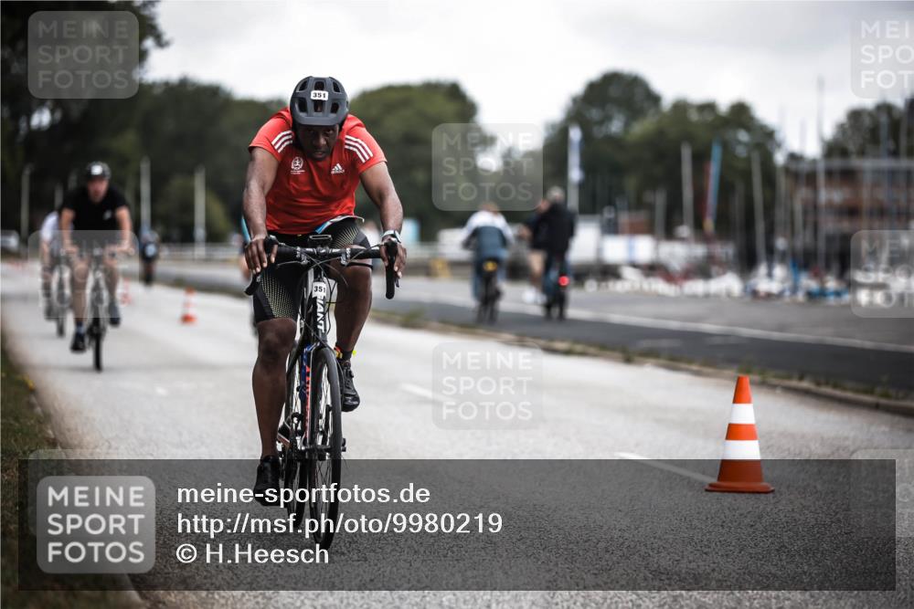 16.08.2026 - KN Förde Triathlon 2026 H.Heesch http://msf.ph/oto/9980219 16.08.2026 11:44:00 Radfahren 351, 801 meine-sportfotos.de