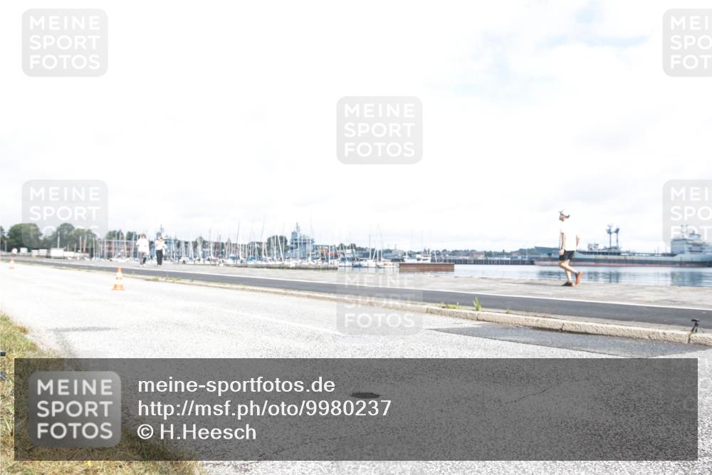 16.08.2026 - KN Förde Triathlon 2026 H.Heesch http://msf.ph/oto/9980237 16.08.2026 11:26:16 Radfahren 339, 350, 381 meine-sportfotos.de