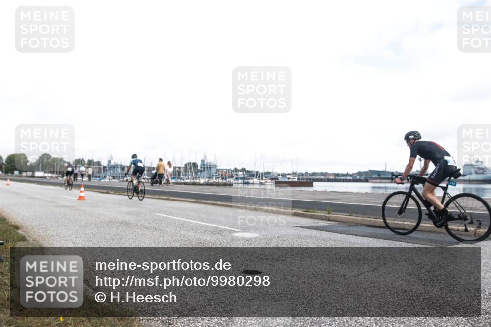 16.08.2026 - KN Förde Triathlon 2026 H.Heesch http://msf.ph/oto/9980298 16.08.2026 11:27:12 Radfahren 311, 334 meine-sportfotos.de