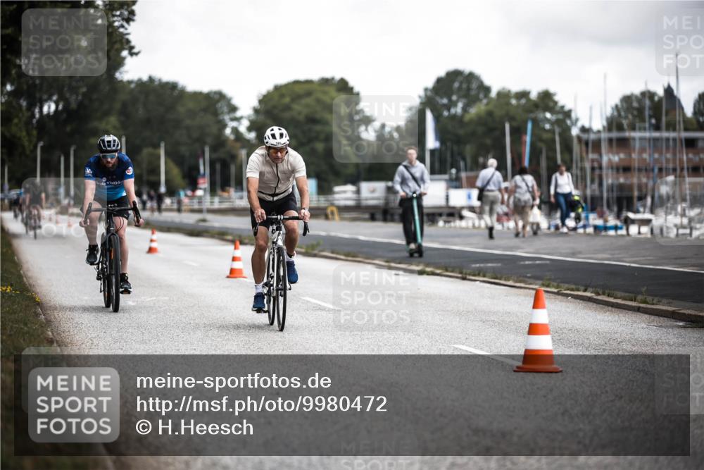 16.08.2026 - KN Förde Triathlon 2026 H.Heesch http://msf.ph/oto/9980472 16.08.2026 11:45:00 Radfahren 409, 422, 438, 439 meine-sportfotos.de
