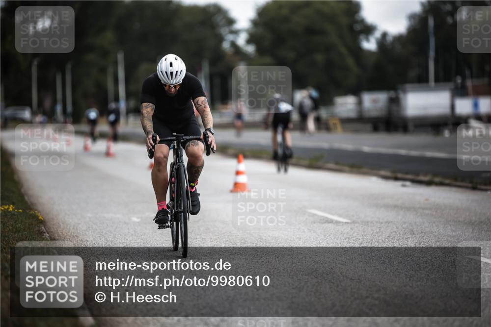 16.08.2026 - KN Förde Triathlon 2026 H.Heesch http://msf.ph/oto/9980610 16.08.2026 11:46:36 Radfahren  meine-sportfotos.de