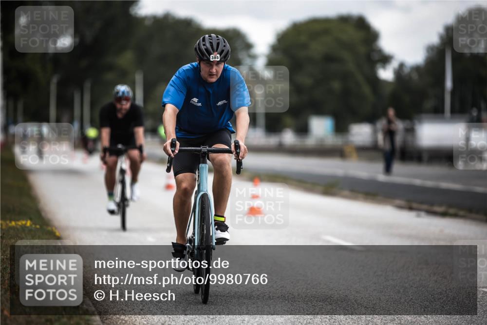 16.08.2026 - KN Förde Triathlon 2026 H.Heesch http://msf.ph/oto/9980766 16.08.2026 11:48:32 Radfahren  meine-sportfotos.de