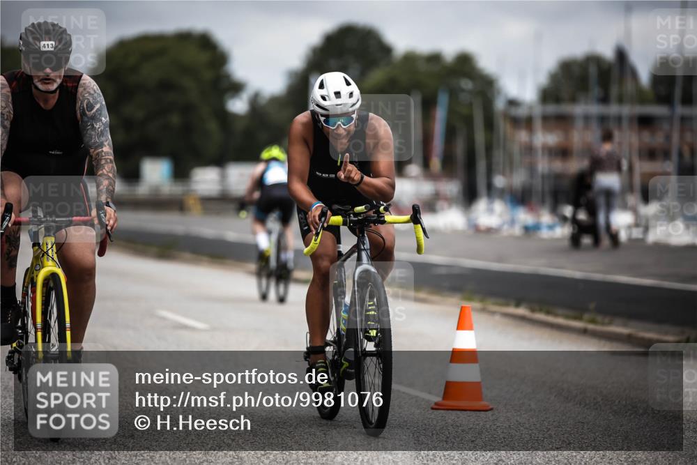 16.08.2026 - KN Förde Triathlon 2026 H.Heesch http://msf.ph/oto/9981076 16.08.2026 11:52:33 Radfahren  meine-sportfotos.de