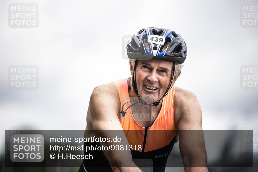 16.08.2026 - KN Förde Triathlon 2026 H.Heesch http://msf.ph/oto/9981318 16.08.2026 12:00:42 Radfahren  meine-sportfotos.de