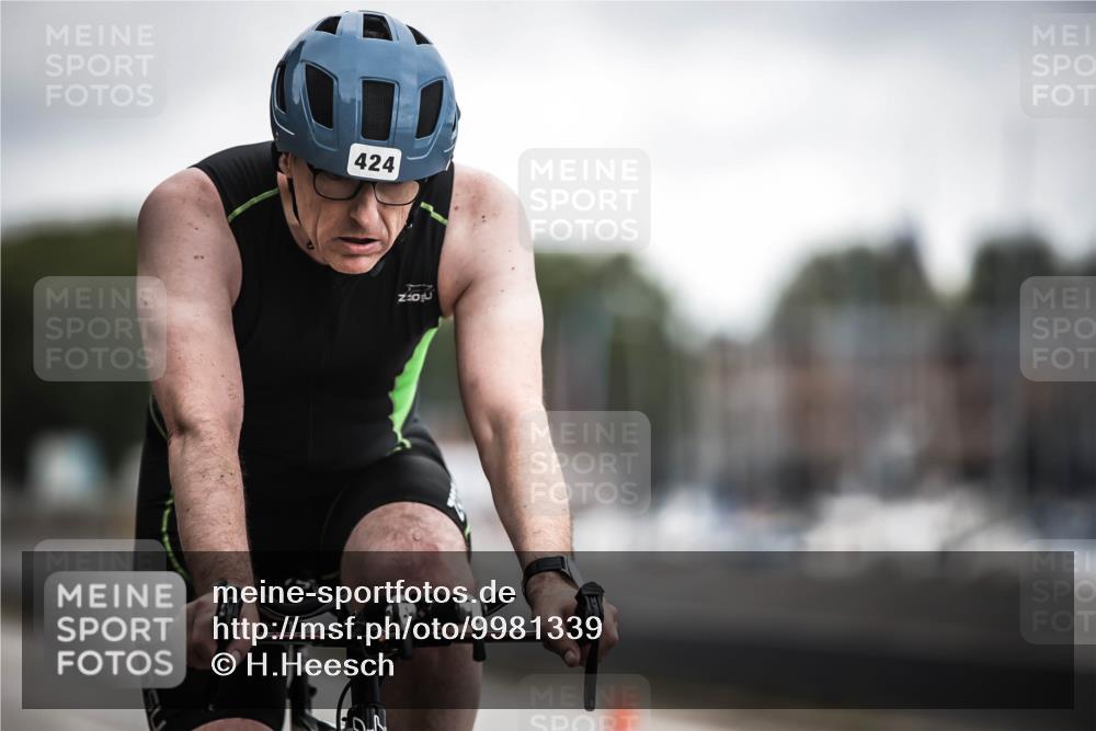 16.08.2026 - KN Förde Triathlon 2026 H.Heesch http://msf.ph/oto/9981339 16.08.2026 12:04:00 Radfahren  meine-sportfotos.de