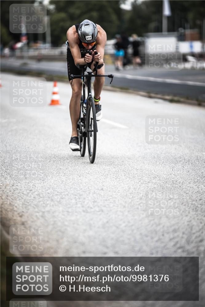 16.08.2026 - KN Förde Triathlon 2026 H.Heesch http://msf.ph/oto/9981376 16.08.2026 12:43:51 Radfahren 510 meine-sportfotos.de
