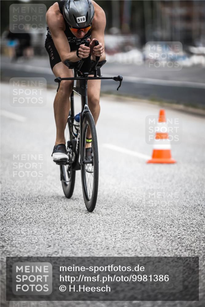 16.08.2026 - KN Förde Triathlon 2026 H.Heesch http://msf.ph/oto/9981386 16.08.2026 12:43:51 Radfahren 510 meine-sportfotos.de