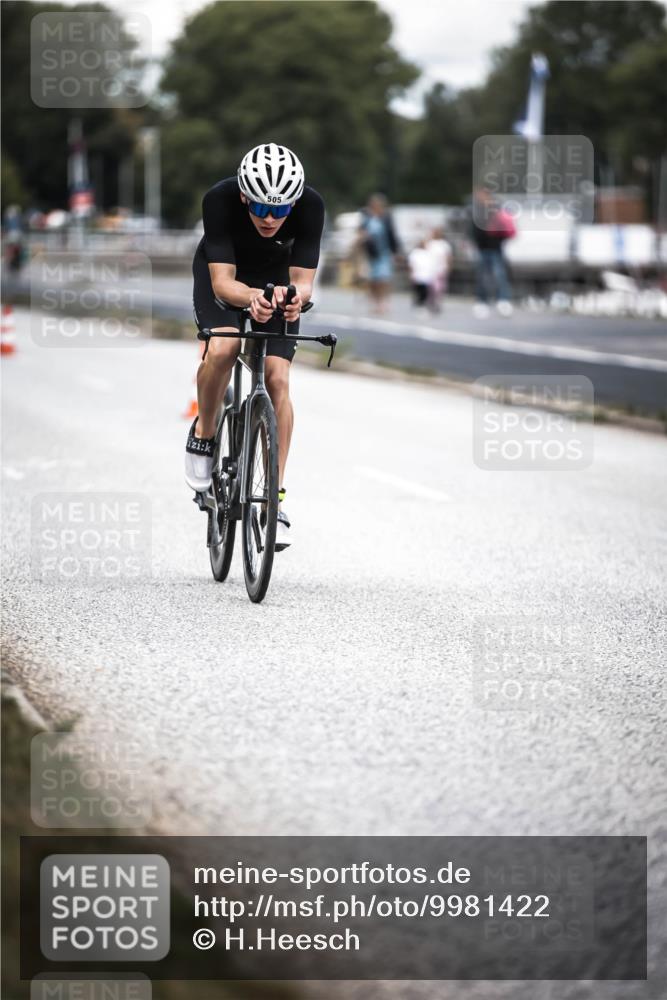 16.08.2026 - KN Förde Triathlon 2026 H.Heesch http://msf.ph/oto/9981422 16.08.2026 12:45:30 Radfahren 505 meine-sportfotos.de