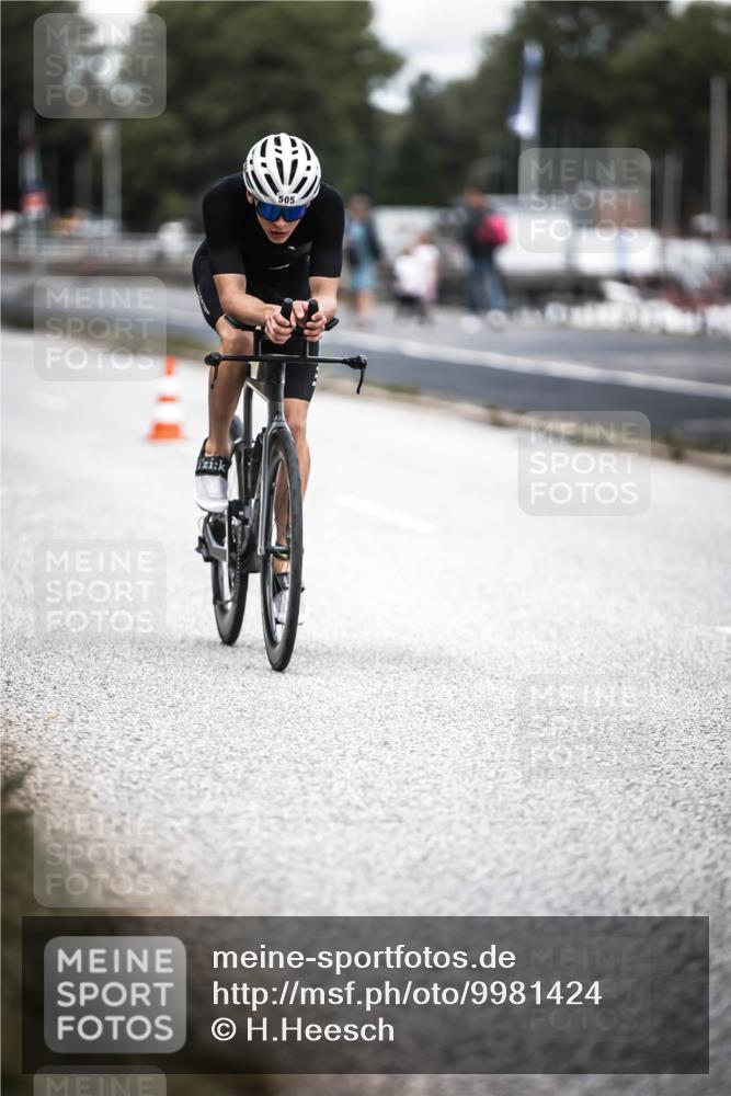 16.08.2026 - KN Förde Triathlon 2026 H.Heesch http://msf.ph/oto/9981424 16.08.2026 12:45:30 Radfahren 505 meine-sportfotos.de
