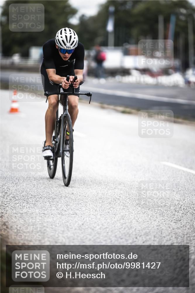 16.08.2026 - KN Förde Triathlon 2026 H.Heesch http://msf.ph/oto/9981427 16.08.2026 12:45:30 Radfahren 505 meine-sportfotos.de