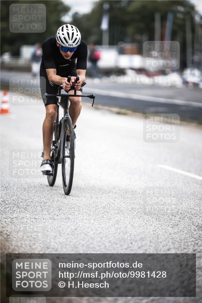 16.08.2026 - KN Förde Triathlon 2026 H.Heesch http://msf.ph/oto/9981428 16.08.2026 12:45:30 Radfahren 505 meine-sportfotos.de