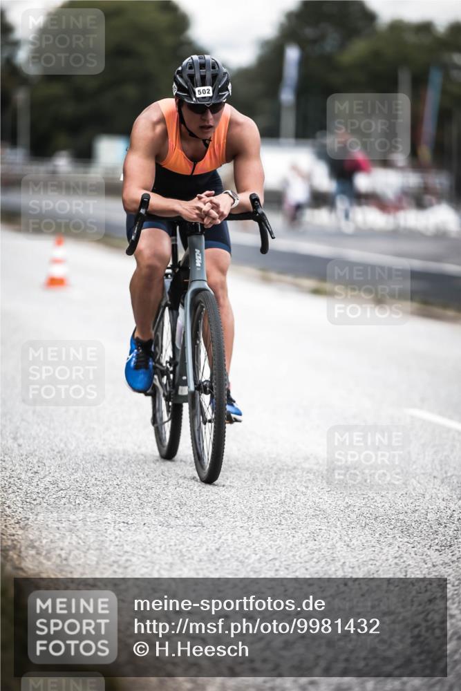 16.08.2026 - KN Förde Triathlon 2026 H.Heesch http://msf.ph/oto/9981432 16.08.2026 12:45:40 Radfahren 502, 508 meine-sportfotos.de