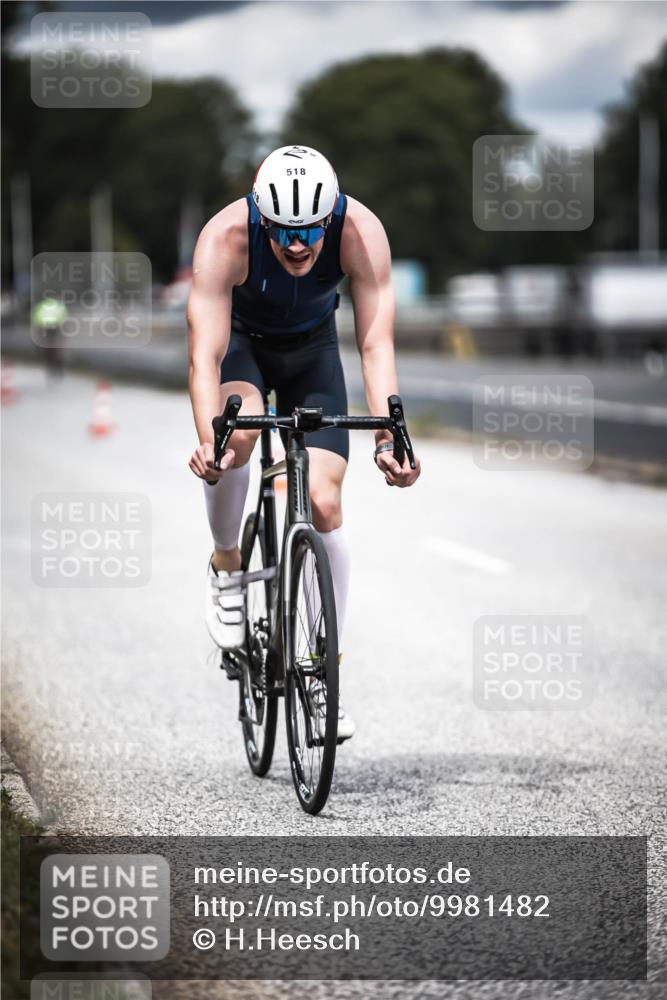 16.08.2026 - KN Förde Triathlon 2026 H.Heesch http://msf.ph/oto/9981482 16.08.2026 12:47:30 Radfahren 518 meine-sportfotos.de