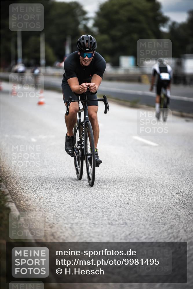 16.08.2026 - KN Förde Triathlon 2026 H.Heesch http://msf.ph/oto/9981495 16.08.2026 12:47:49 Radfahren 508, 520, 521 meine-sportfotos.de