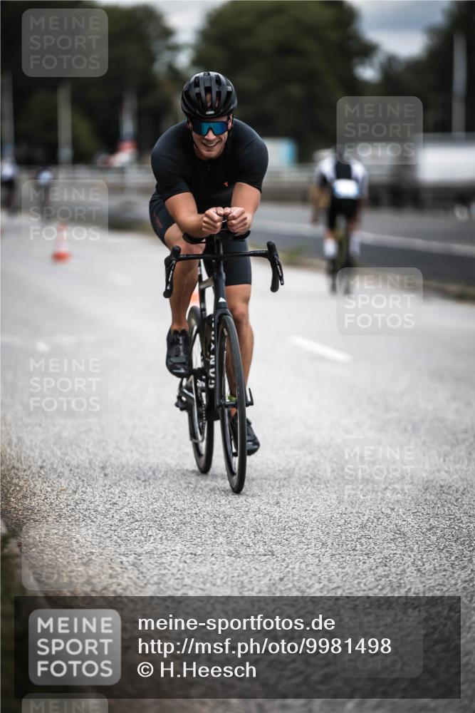 16.08.2026 - KN Förde Triathlon 2026 H.Heesch http://msf.ph/oto/9981498 16.08.2026 12:47:49 Radfahren 508, 520, 521 meine-sportfotos.de