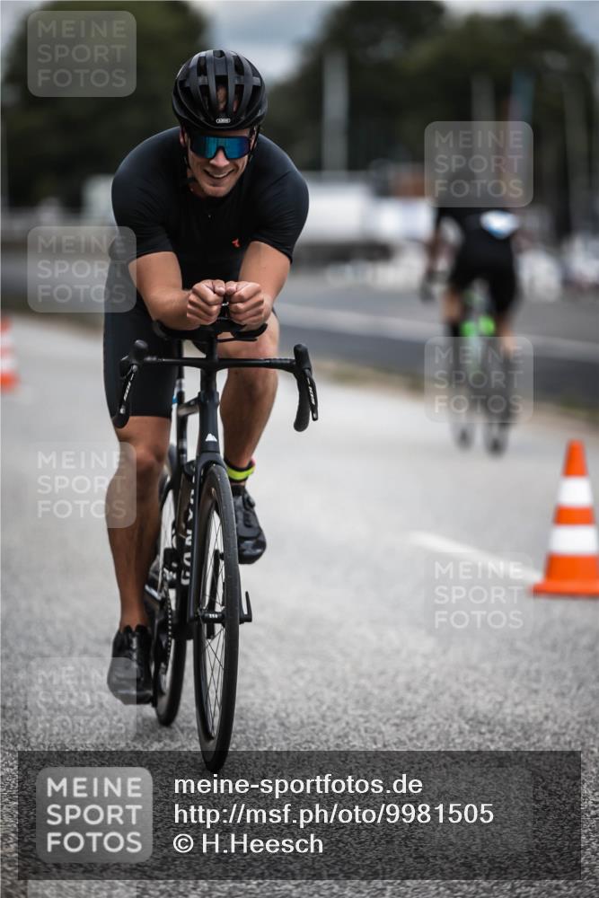 16.08.2026 - KN Förde Triathlon 2026 H.Heesch http://msf.ph/oto/9981505 16.08.2026 12:47:50 Radfahren 508, 520, 521 meine-sportfotos.de