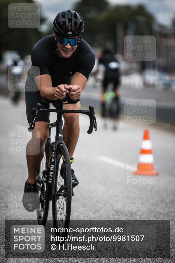 16.08.2026 - KN Förde Triathlon 2026 H.Heesch http://msf.ph/oto/9981507 16.08.2026 12:47:50 Radfahren 508, 520, 521 meine-sportfotos.de