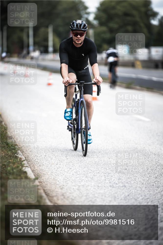 16.08.2026 - KN Förde Triathlon 2026 H.Heesch http://msf.ph/oto/9981516 16.08.2026 12:48:16 Radfahren 513 meine-sportfotos.de