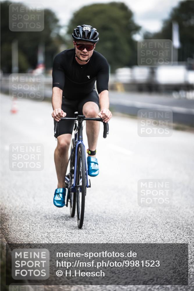 16.08.2026 - KN Förde Triathlon 2026 H.Heesch http://msf.ph/oto/9981523 16.08.2026 12:48:16 Radfahren 513 meine-sportfotos.de