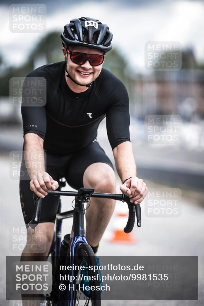16.08.2026 - KN Förde Triathlon 2026 H.Heesch http://msf.ph/oto/9981535 16.08.2026 12:48:17 Radfahren 513 meine-sportfotos.de