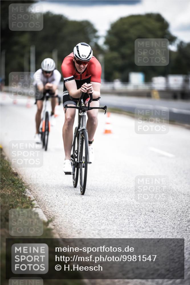 16.08.2026 - KN Förde Triathlon 2026 H.Heesch http://msf.ph/oto/9981547 16.08.2026 12:48:39 Radfahren 506, 514, 523, 526, 530 meine-sportfotos.de