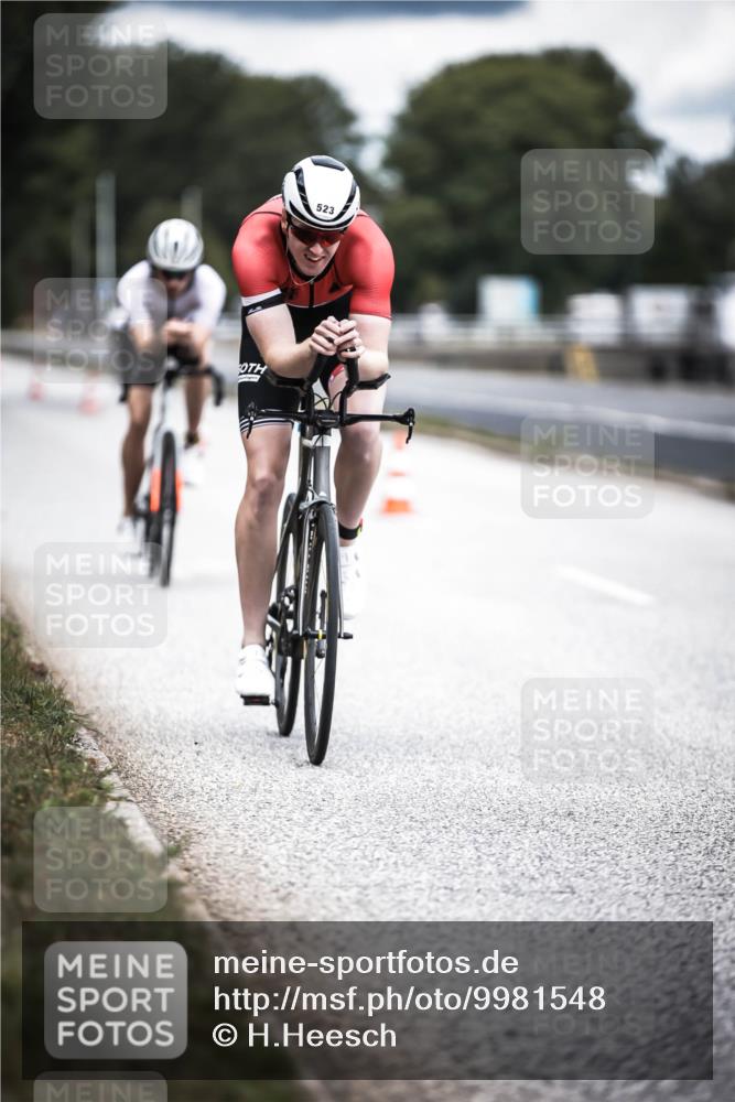 16.08.2026 - KN Förde Triathlon 2026 H.Heesch http://msf.ph/oto/9981548 16.08.2026 12:48:39 Radfahren 506, 514, 523, 526, 530 meine-sportfotos.de