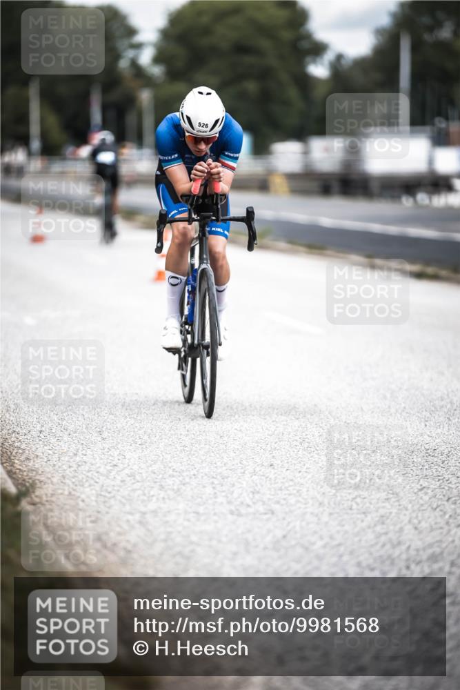 16.08.2026 - KN Förde Triathlon 2026 H.Heesch http://msf.ph/oto/9981568 16.08.2026 12:48:44 Radfahren 506, 524, 525, 526, 547 meine-sportfotos.de