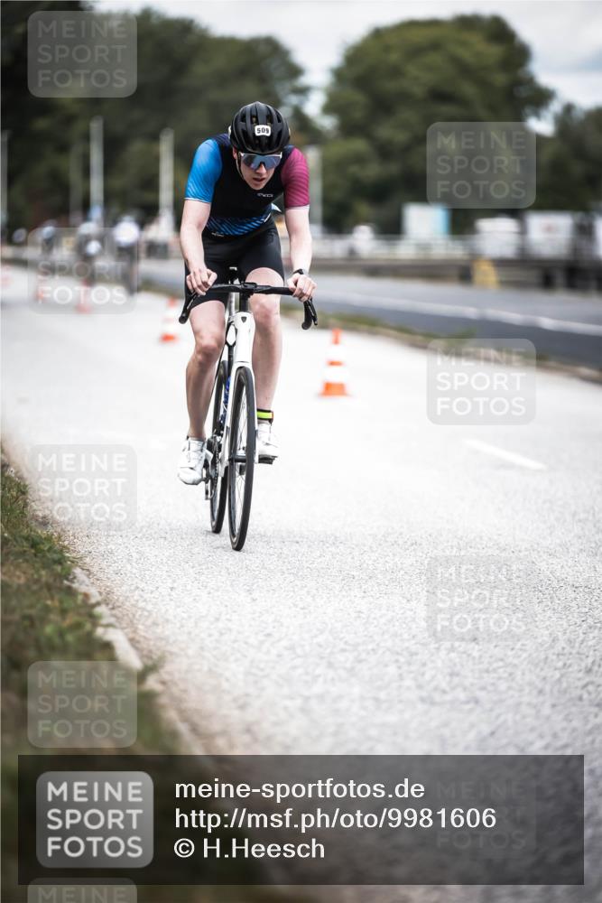 16.08.2026 - KN Förde Triathlon 2026 H.Heesch http://msf.ph/oto/9981606 16.08.2026 12:49:02 Radfahren 509 meine-sportfotos.de