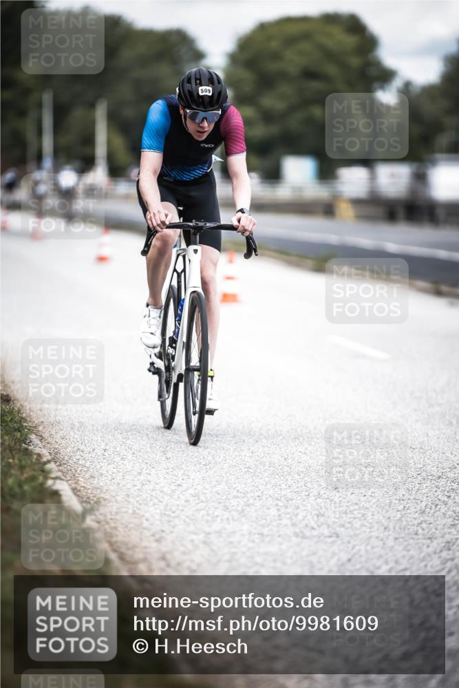 16.08.2026 - KN Förde Triathlon 2026 H.Heesch http://msf.ph/oto/9981609 16.08.2026 12:49:02 Radfahren 509 meine-sportfotos.de