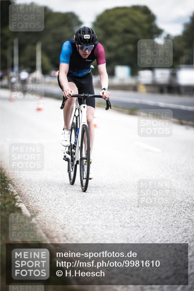 16.08.2026 - KN Förde Triathlon 2026 H.Heesch http://msf.ph/oto/9981610 16.08.2026 12:49:02 Radfahren 509 meine-sportfotos.de