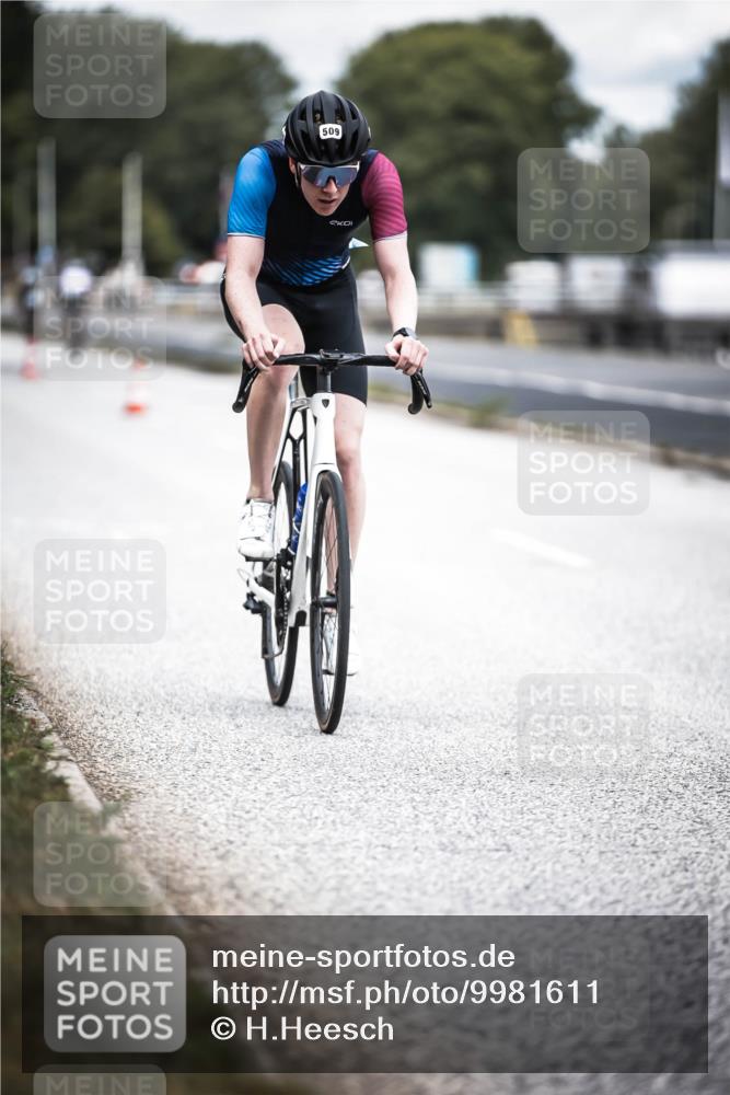 16.08.2026 - KN Förde Triathlon 2026 H.Heesch http://msf.ph/oto/9981611 16.08.2026 12:49:02 Radfahren 509 meine-sportfotos.de