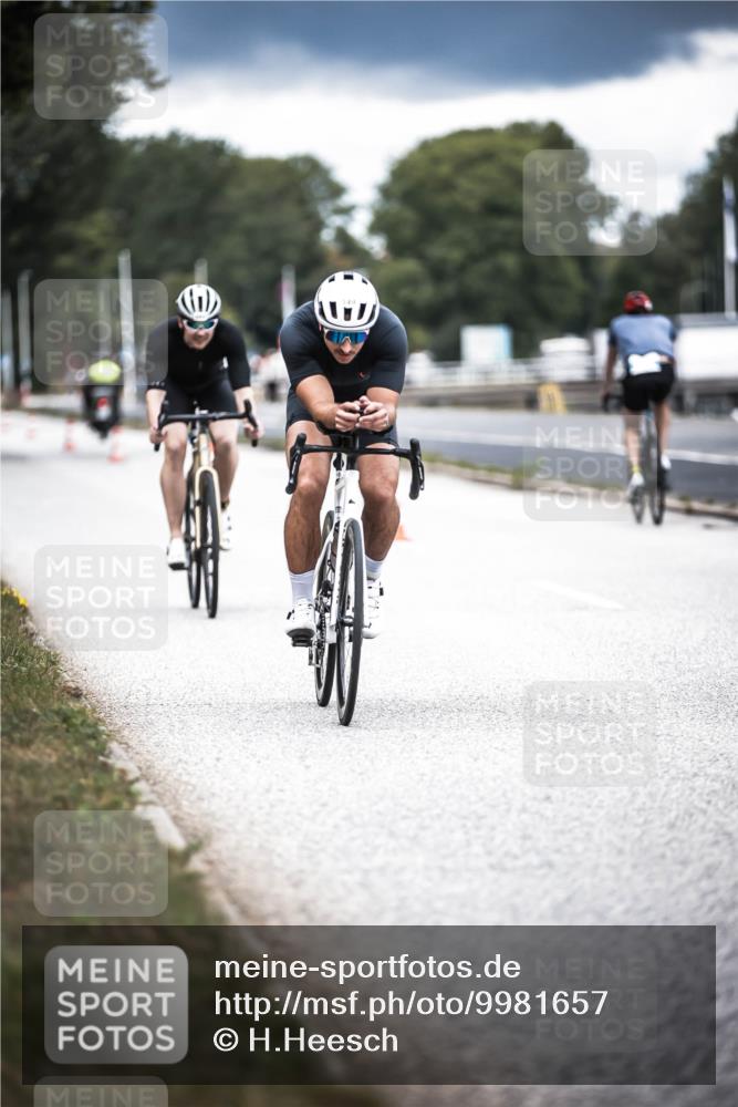 16.08.2026 - KN Förde Triathlon 2026 H.Heesch http://msf.ph/oto/9981657 16.08.2026 12:49:36 Radfahren 501, 540, 542, 543, 551 meine-sportfotos.de
