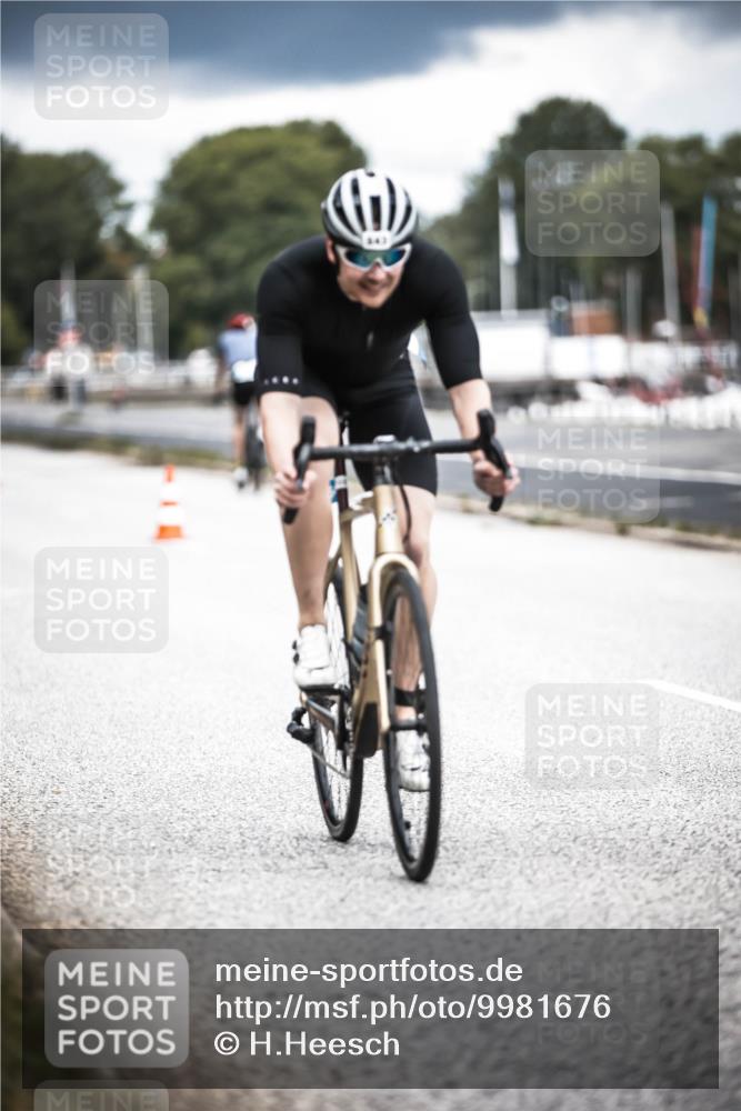 16.08.2026 - KN Förde Triathlon 2026 H.Heesch http://msf.ph/oto/9981676 16.08.2026 12:49:37 Radfahren 501, 540, 542, 543, 551 meine-sportfotos.de