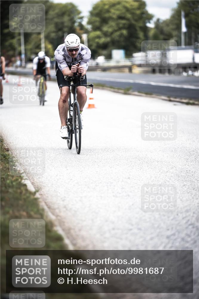 16.08.2026 - KN Förde Triathlon 2026 H.Heesch http://msf.ph/oto/9981687 16.08.2026 12:49:57 Radfahren 362, 507, 510, 519, 521, 527, 553 meine-sportfotos.de