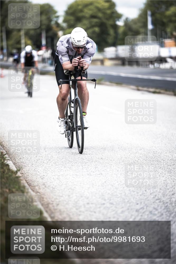 16.08.2026 - KN Förde Triathlon 2026 H.Heesch http://msf.ph/oto/9981693 16.08.2026 12:49:57 Radfahren 362, 507, 510, 519, 521, 527, 553 meine-sportfotos.de