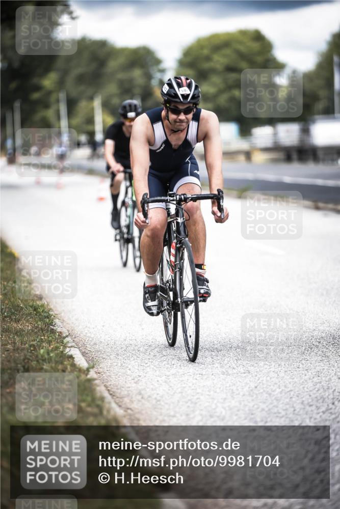 16.08.2026 - KN Förde Triathlon 2026 H.Heesch http://msf.ph/oto/9981704 16.08.2026 12:50:00 Radfahren 362, 507, 510, 519, 521, 527 meine-sportfotos.de