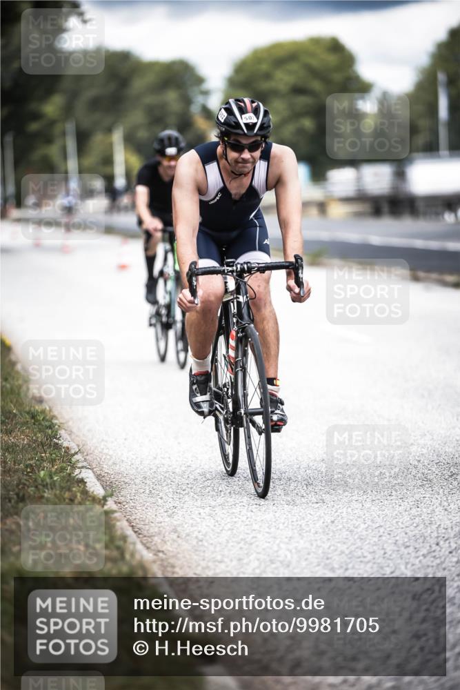 16.08.2026 - KN Förde Triathlon 2026 H.Heesch http://msf.ph/oto/9981705 16.08.2026 12:50:00 Radfahren 362, 507, 510, 519, 521, 527 meine-sportfotos.de