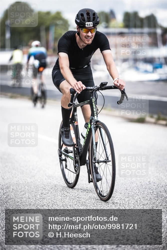 16.08.2026 - KN Förde Triathlon 2026 H.Heesch http://msf.ph/oto/9981721 16.08.2026 12:50:01 Radfahren 362, 507, 510, 519, 521, 527 meine-sportfotos.de